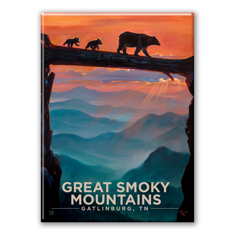 Gatlinburg TN Bear Crossing Magnet | American Made