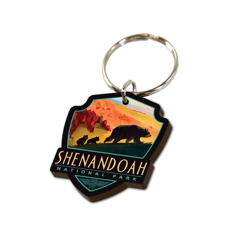 Shenandoah NP Mama Bear & Cubs Emblem Wood Key Ring| American Made