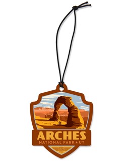 Arches NP Delicate Arch Emblem Wood Ornament | American Made