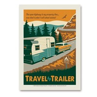 Travel by Trailer Vert Sticker