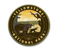 Yellowstone NP Mama Bear & Cubs Circle Magnet