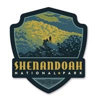 Shenandoah NP Blue Ridge Beauty Emblem Wood Magnet